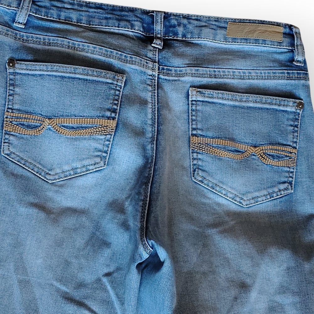 Buffalo David Bitton Light Blue Flare Jeans Womens Size 8 - Picture 4 of 6